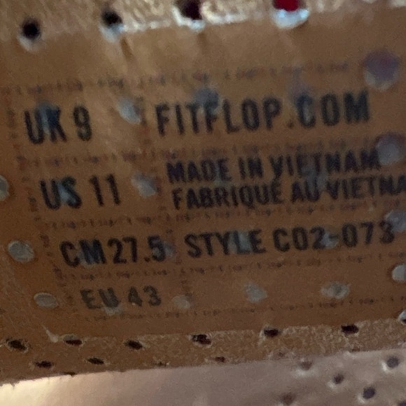 Fitflop Red Sandals Minimalist Thong Style - Picture 7 of 7